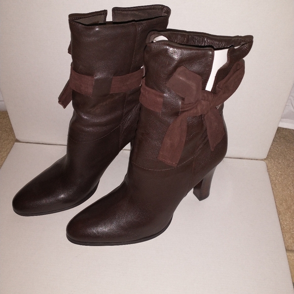Charles by Charles David Booties Brown sz 10 NIB - Picture 7 of 9